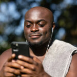 Why Men Don’t Post Their Girlfriends on Social Media